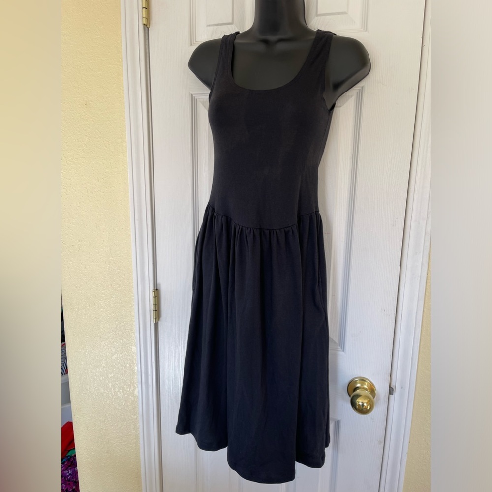 3/$30! Please bundle! Black knit, tank Dress.  VINTAGE!  Great Condition. SMALL
